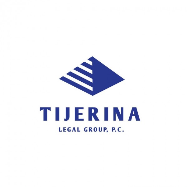 WHITE BLUE PYRAMID LAW logo